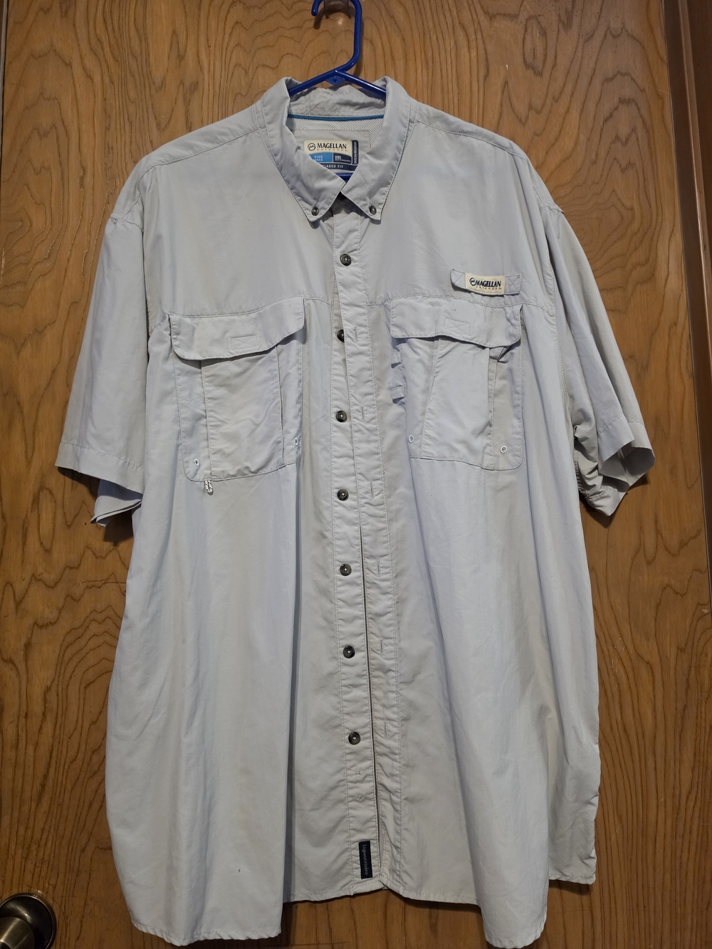 Magellan Outdoors Light Gray Short-Sleeve Button-Down Shirt